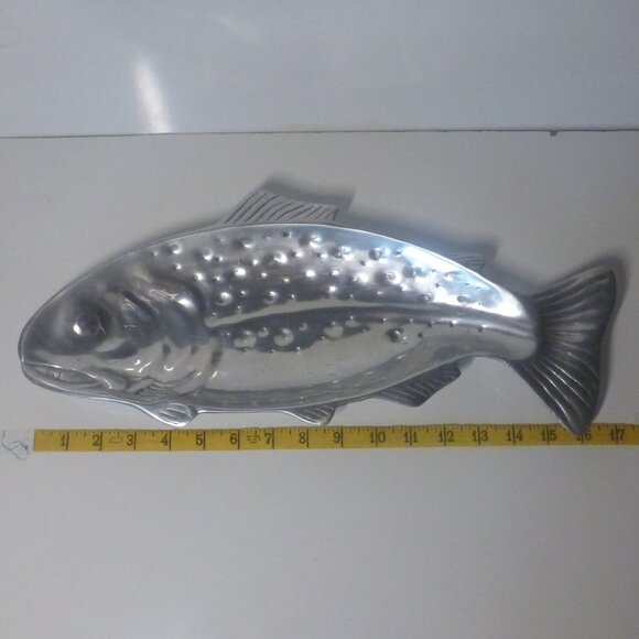 Centrum Fish Pewter Fish Serving Platter Tray - Picture 1 of 6